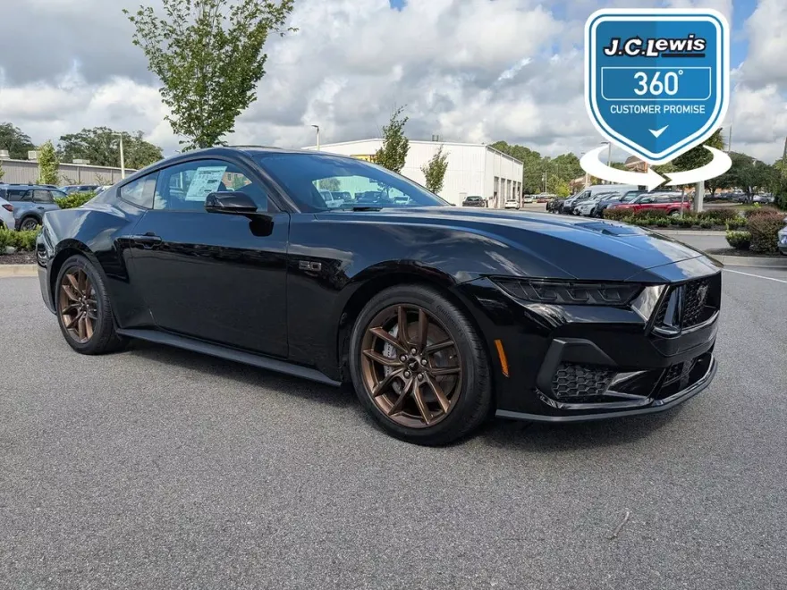 2025 Ford Mustang GT Premium photo 1