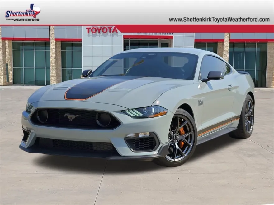 2022 Ford Mustang Mach 1 photo 1