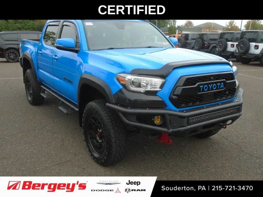 2021 Toyota Tacoma 4x4 SR Double Cab V6 photo 1