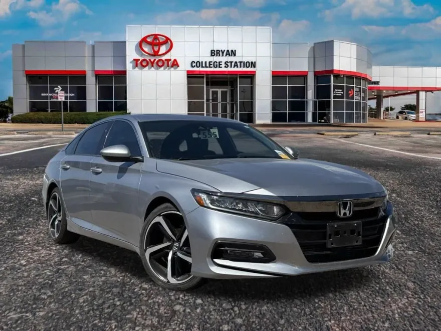 2018 Honda Accord Sport 2.0T photo 1