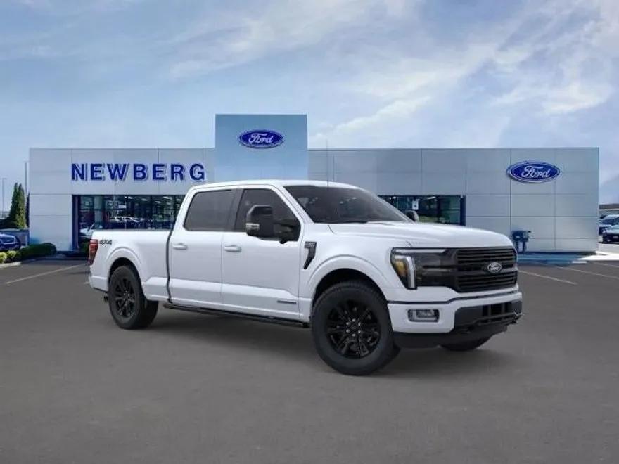 2025 Ford F-150 Platinum photo 1