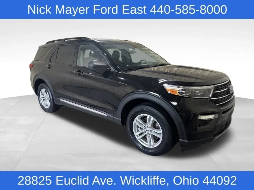 2021 Ford Explorer XLT photo 1