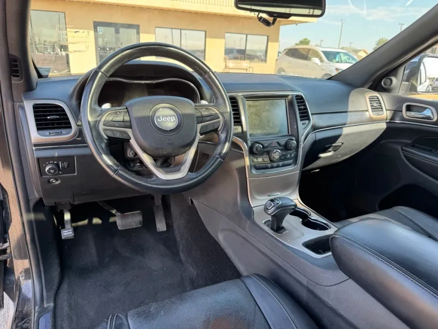 2015 Jeep Grand Cherokee Limited photo 1