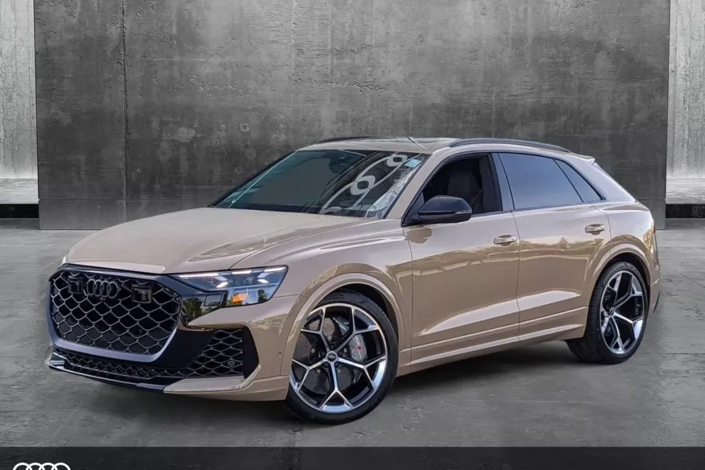 2025 Audi RS Q8 photo 1