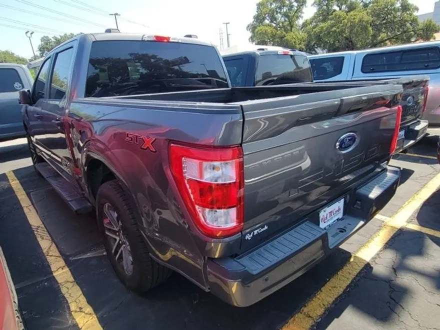 2023 Ford F-150 XL photo 1