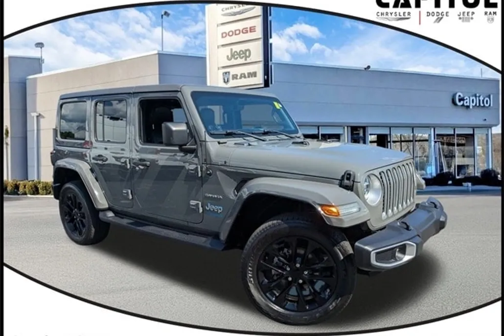 2021 Jeep Wrangler Unlimited Sahara 4xe photo 1