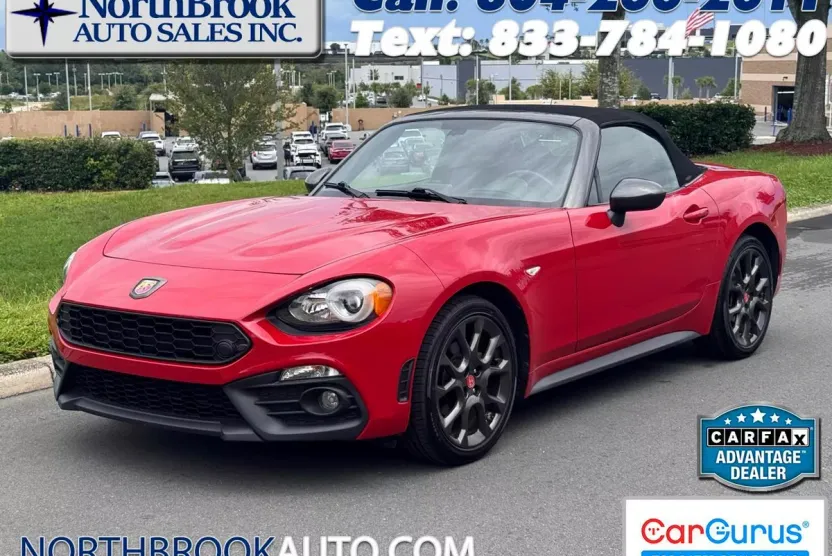 2017 Fiat 124 Spider Abarth photo 1