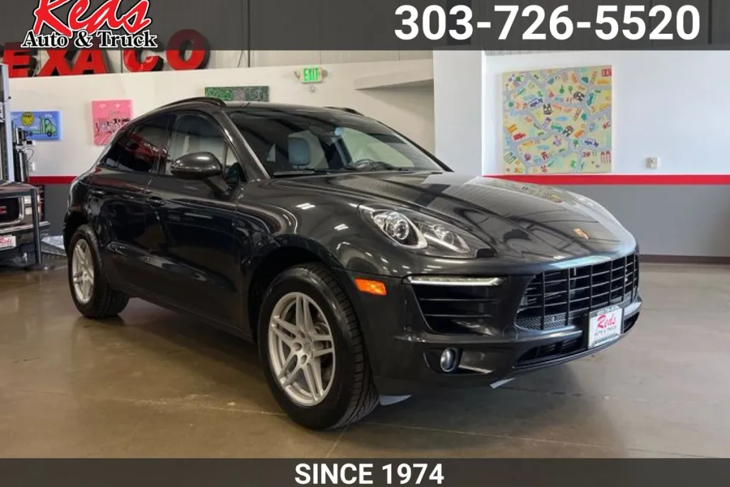 2017 Porsche Macan photo 1
