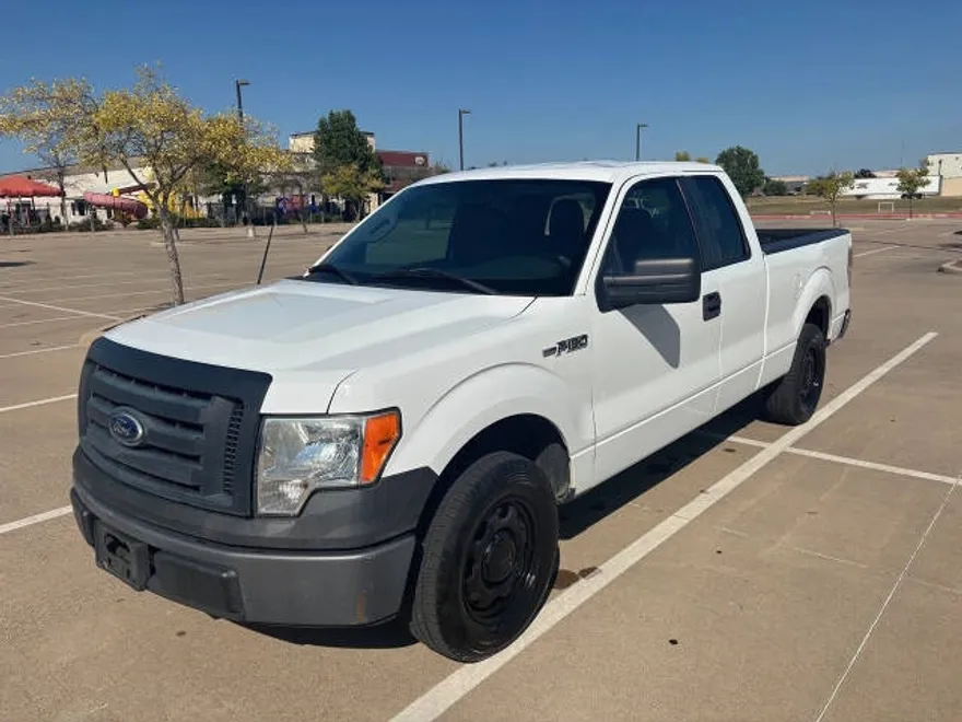 2010 Ford F-150 XL photo 1