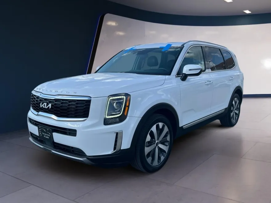 2022 Kia Telluride S photo 1