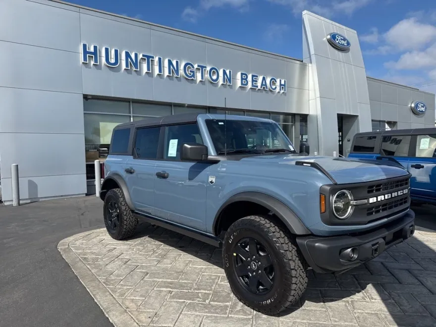 2025 Ford Bronco Big Bend photo 1