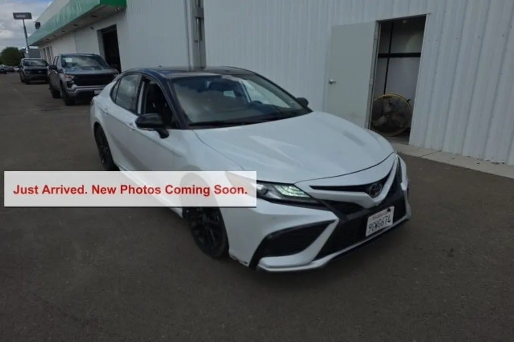2023 Toyota Camry XSE V6 photo 1