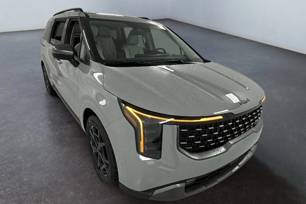 2026 Kia Carnival SX Prestige photo 1
