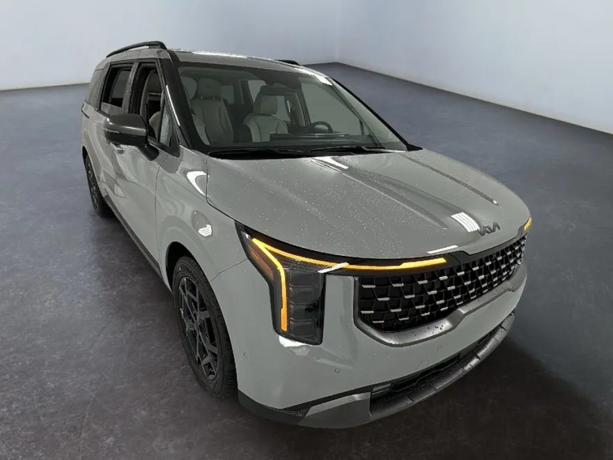 2026 Kia Carnival SX Prestige photo 1