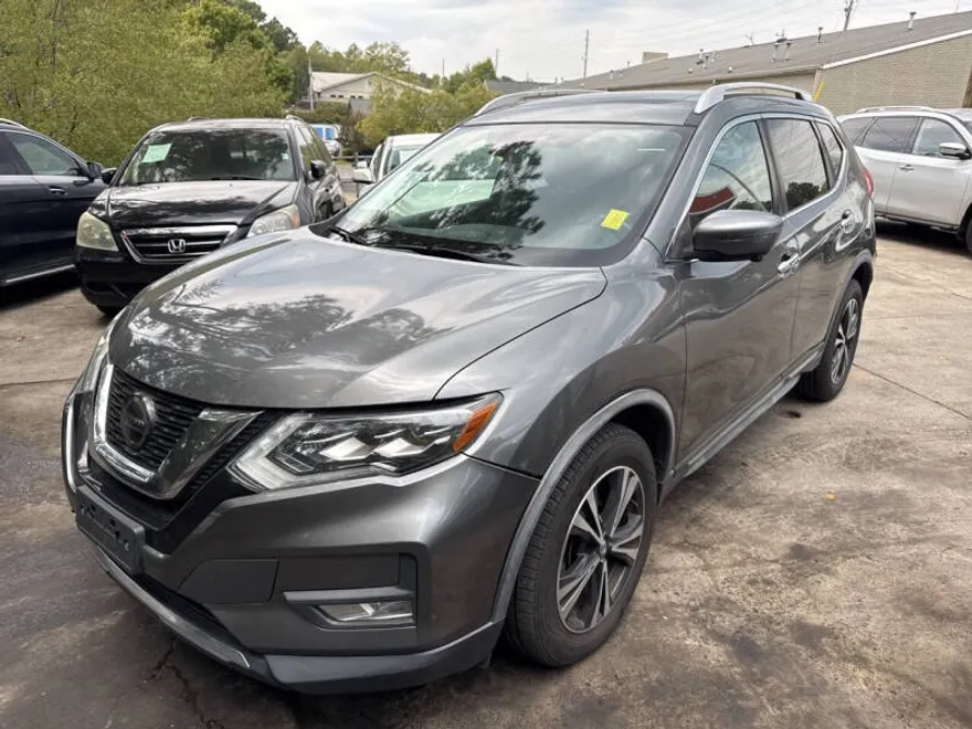 2018 Nissan Rogue SL photo 1
