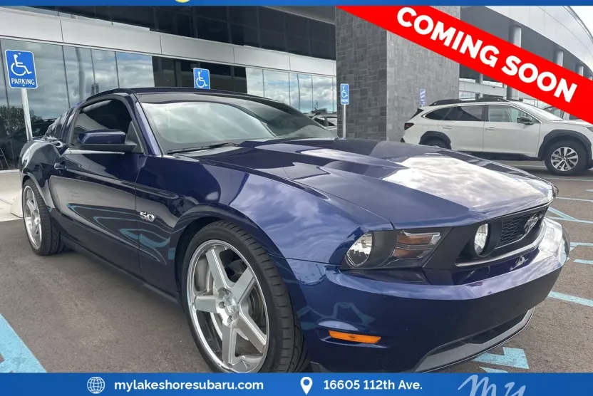 2012 Ford Mustang GT Premium photo 1