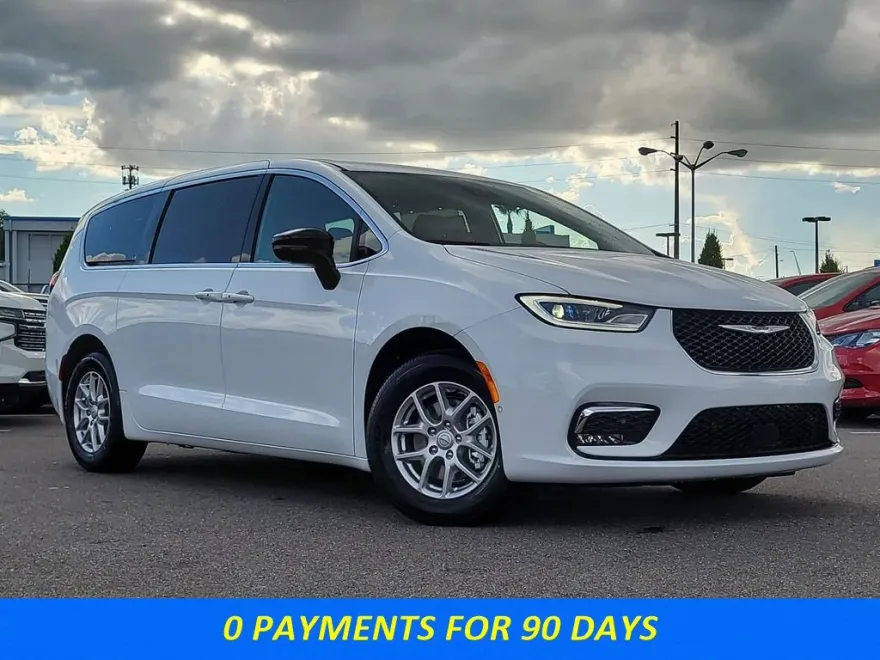2026 Chrysler Pacifica photo 1