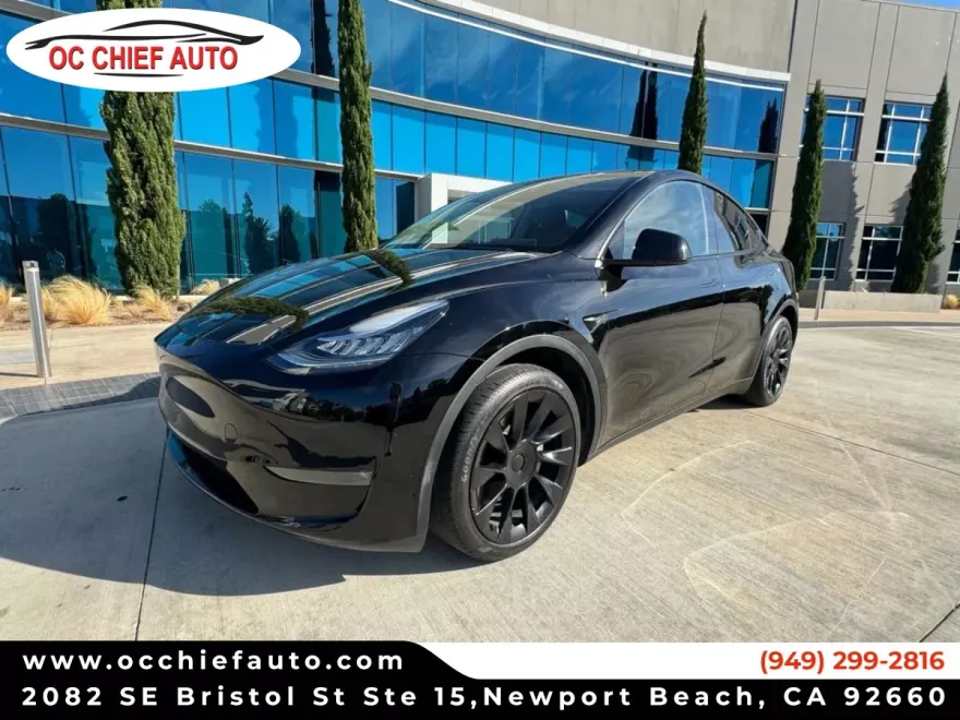 2023 Tesla Model Y Long Range photo 1