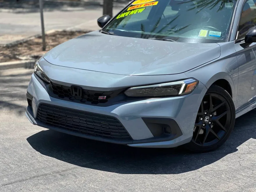 2023 Honda Civic Si photo 1
