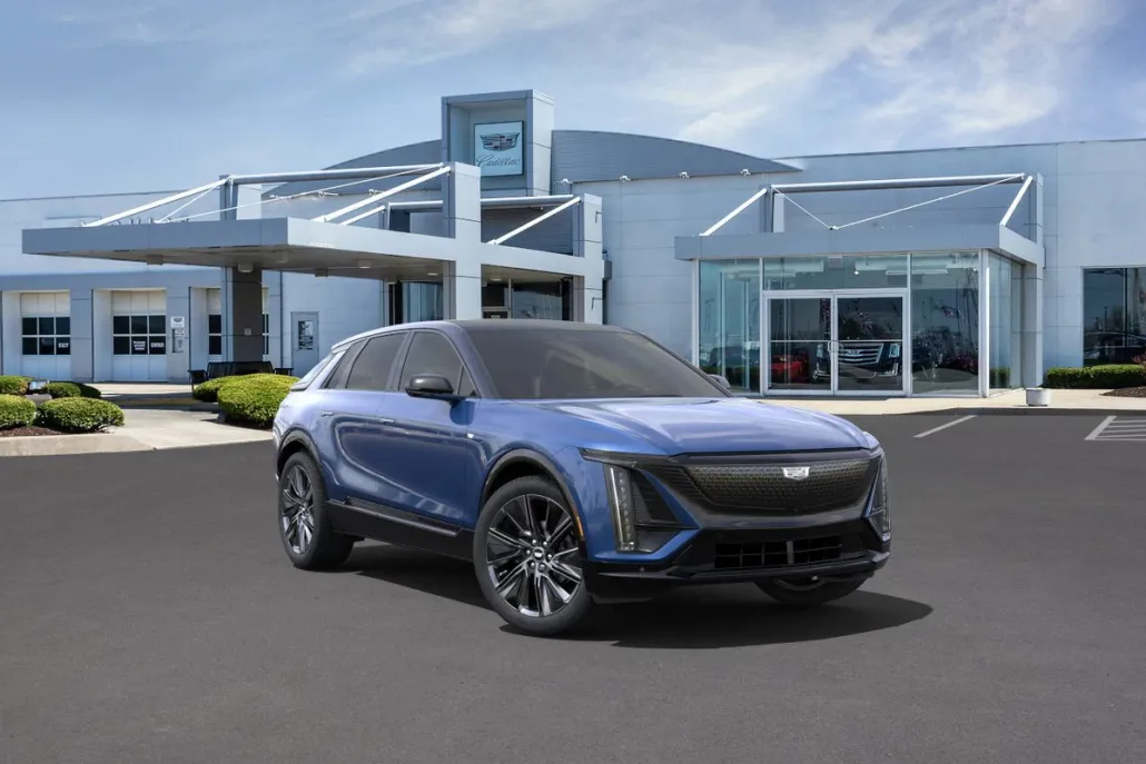 2025 Cadillac Lyriq Sport photo 1