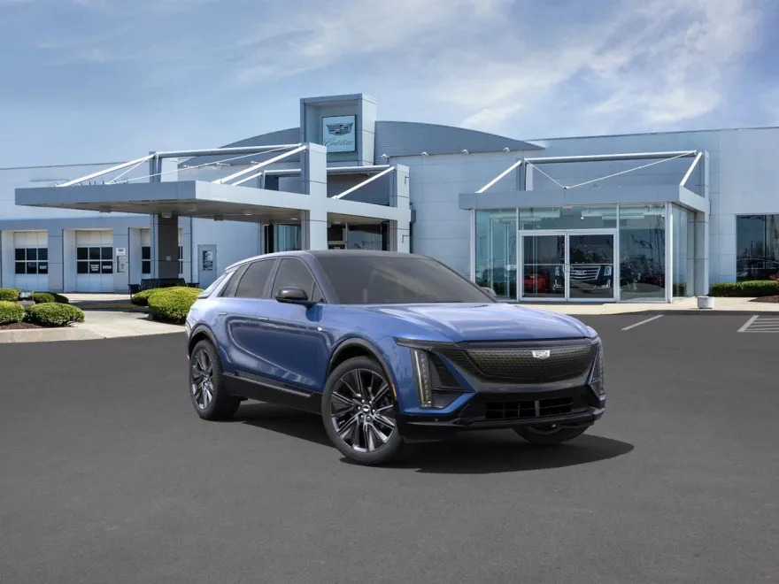 2025 Cadillac Lyriq Sport photo 1