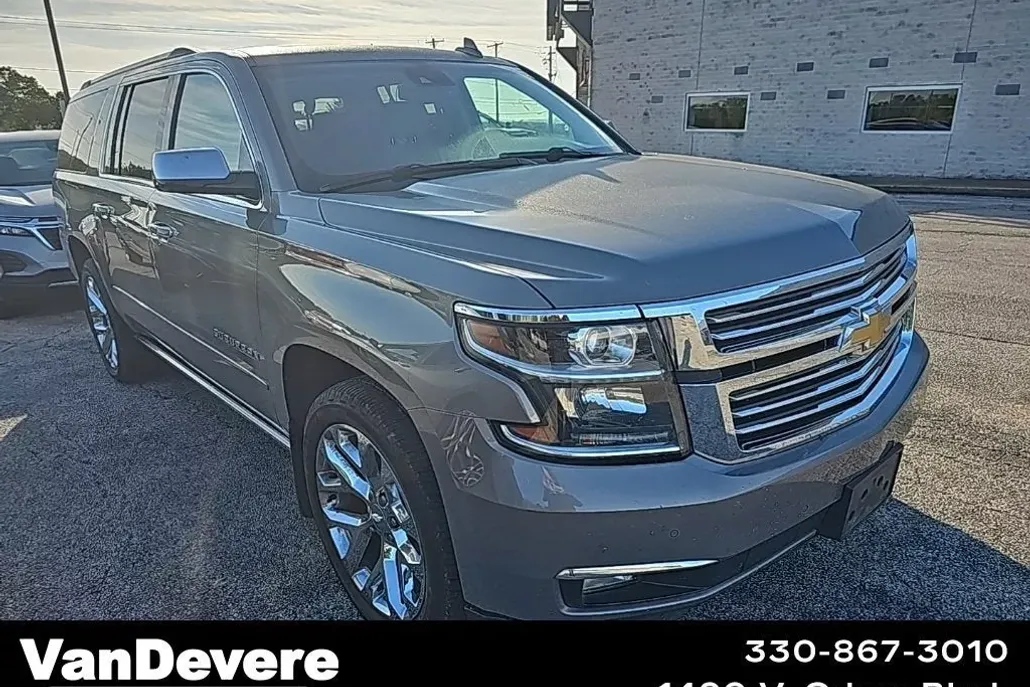 2018 Chevrolet Suburban Premier photo 1
