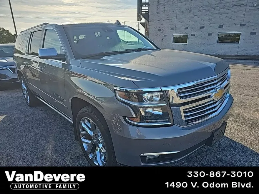 2018 Chevrolet Suburban Premier photo 1