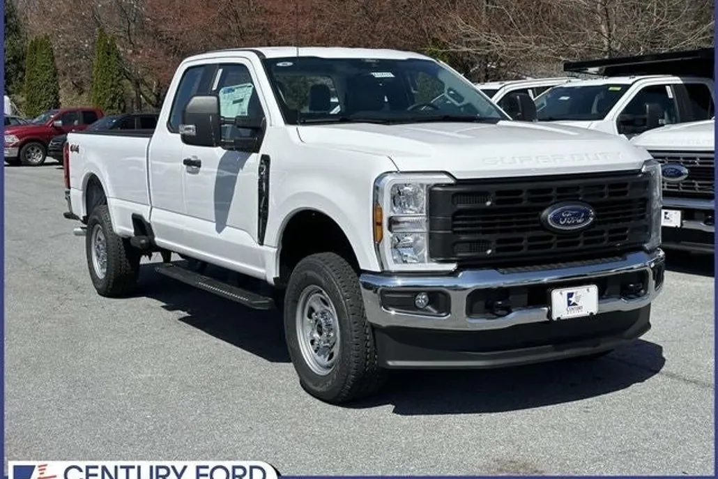 2025 Ford F-350 photo 1