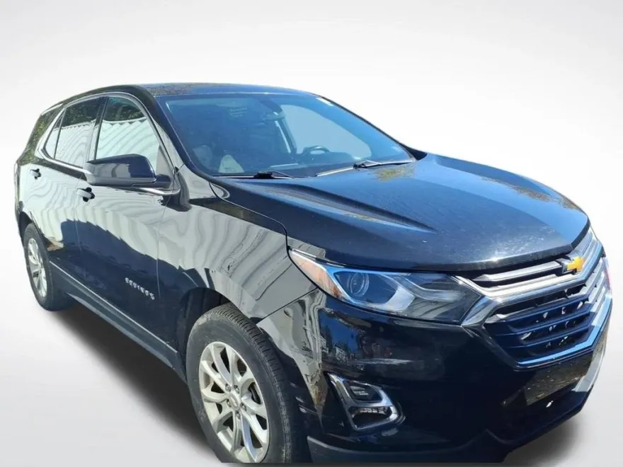 2019 Chevrolet Equinox LT photo 1