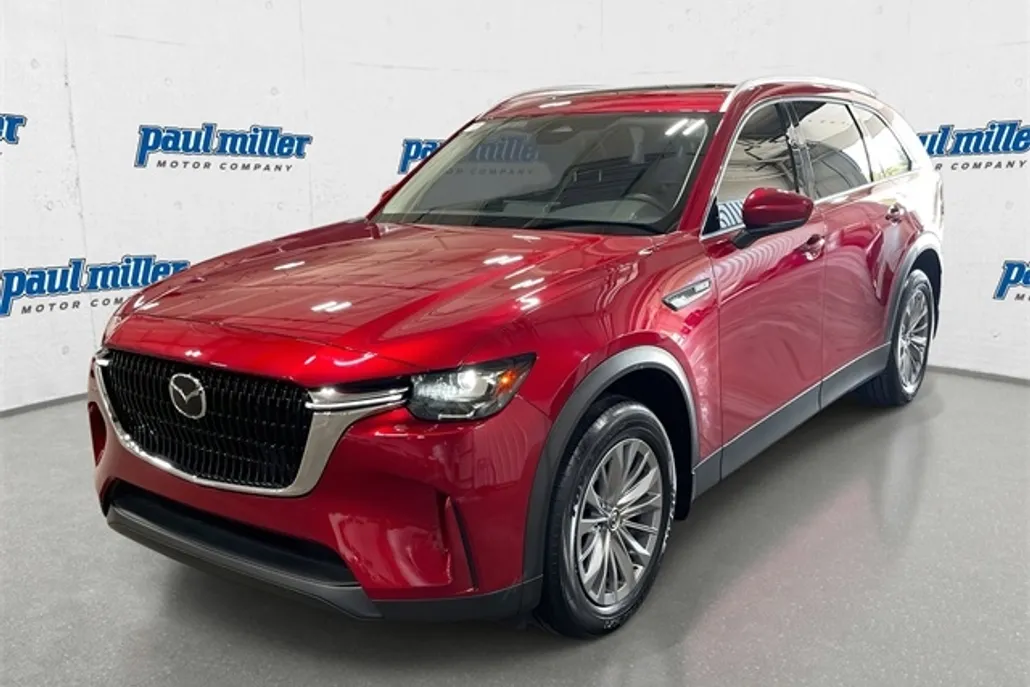 2024 Mazda CX-90 Preferred photo 1
