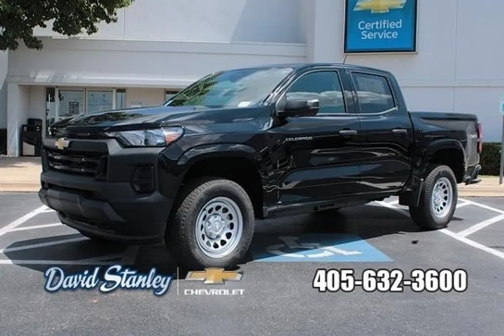 2026 Chevrolet Colorado Work Truck photo 1