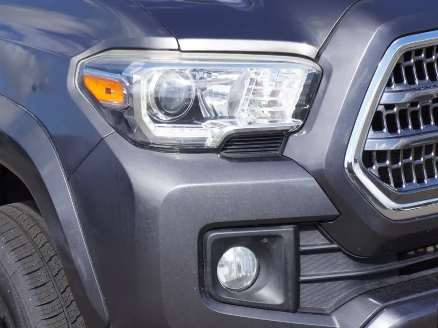 2016 Toyota Tacoma Double Cab photo 1