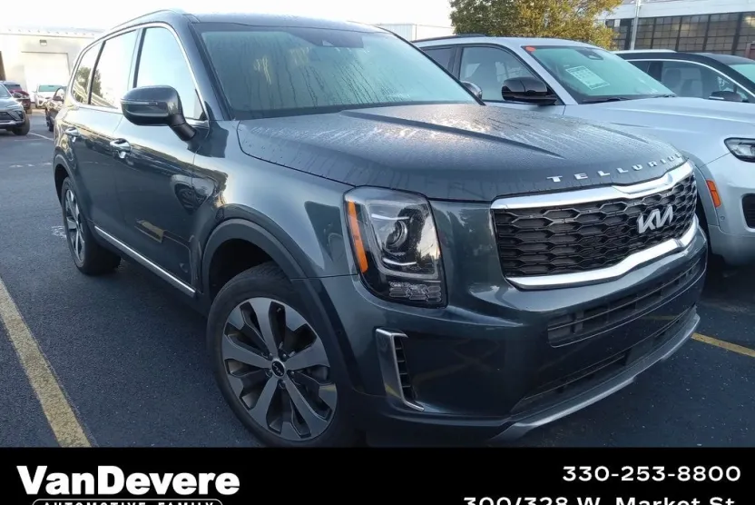 2022 Kia Telluride S photo 1