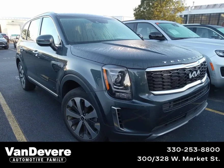 2022 Kia Telluride S photo 1