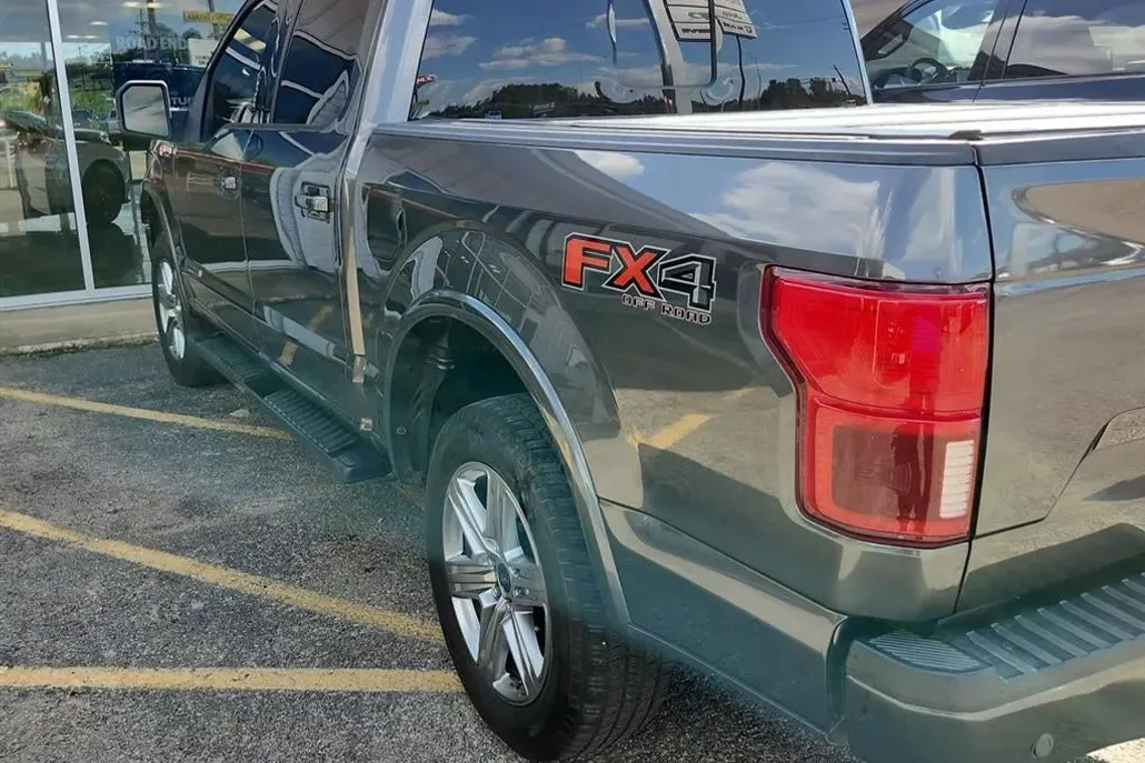 2018 Ford F-150 Lariat photo 1