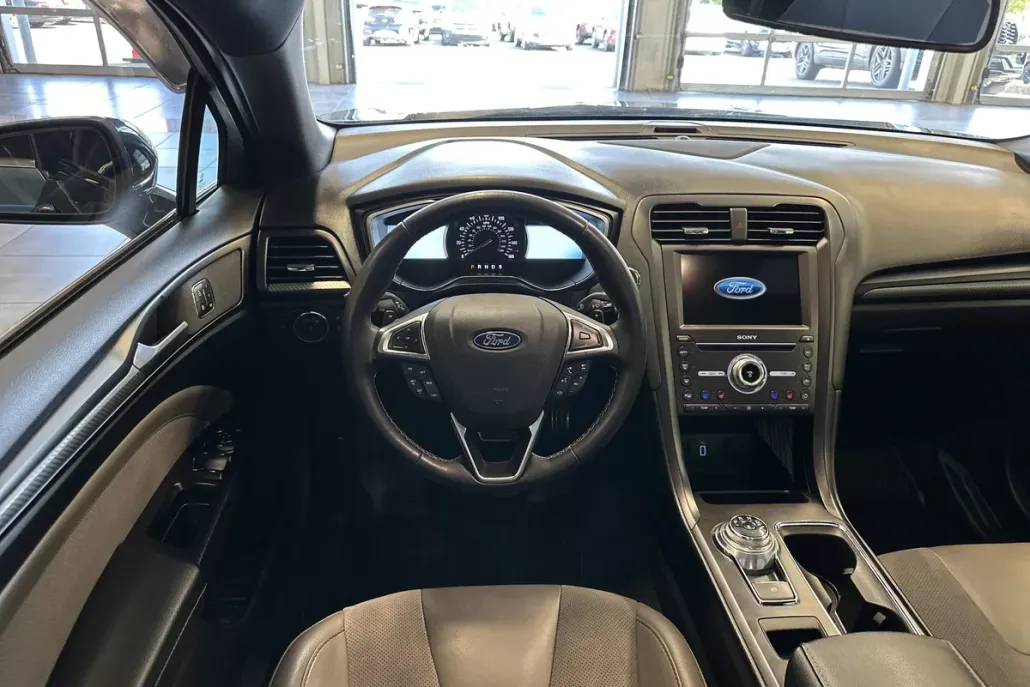 2018 Ford Fusion Sport photo 1