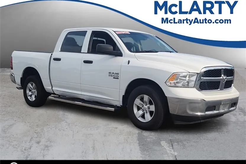 2022 Ram 1500 Classic SLT photo 1