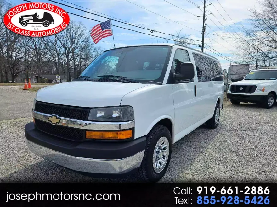 2014 Chevrolet Express LT 1500 photo 1