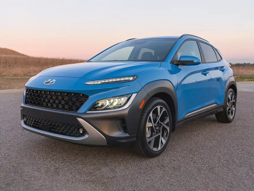 2023 Hyundai Kona SEL photo 1