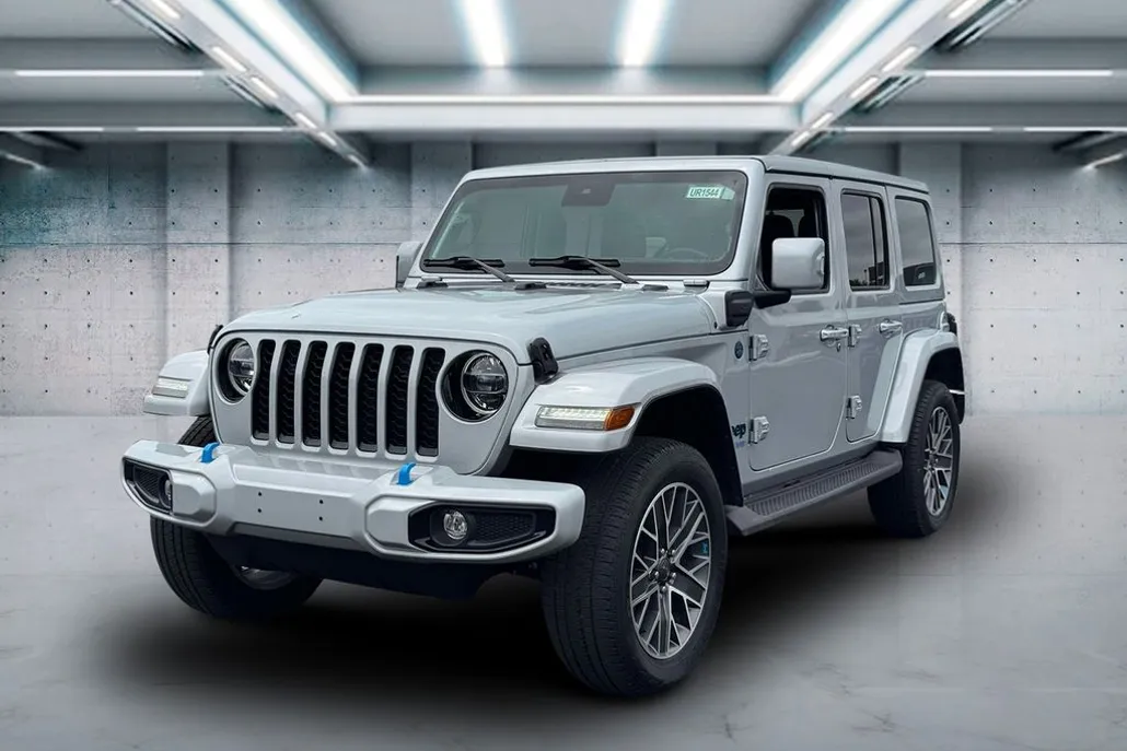 2022 Jeep Wrangler Unlimited Sahara High Altitude photo 1
