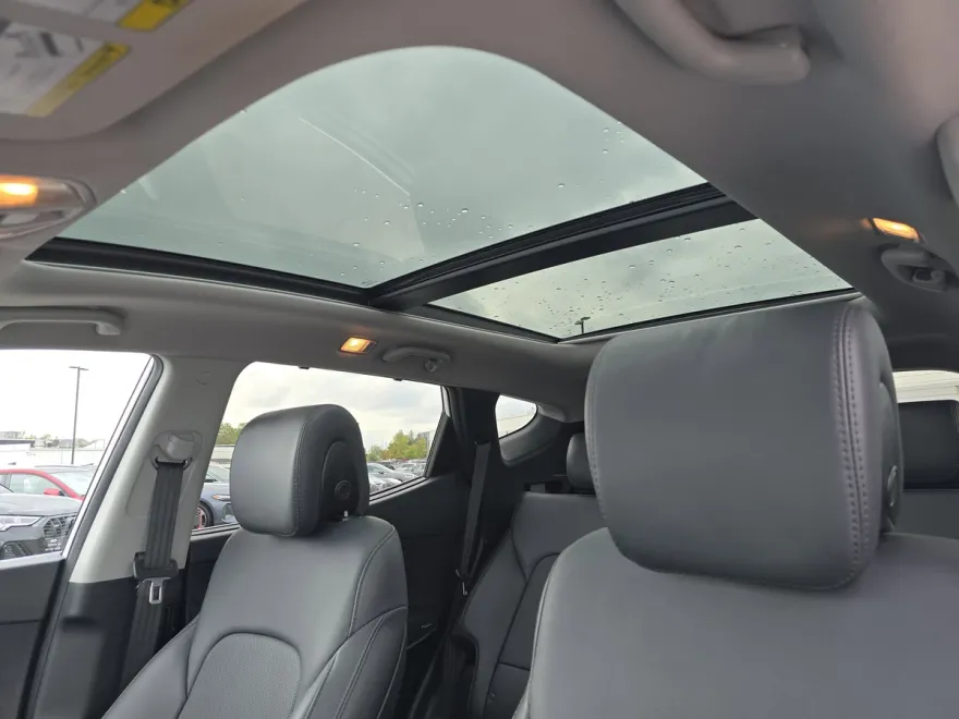 2017 Hyundai Santa Fe Sport 2.0T Ultimate photo 1