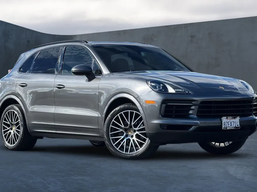 2019 Porsche Cayenne Base photo 1