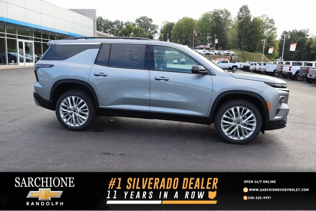 2026 Chevrolet Traverse 1LT photo 1