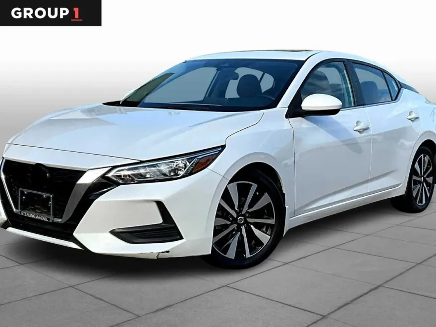 2022 Nissan Sentra SV photo 1
