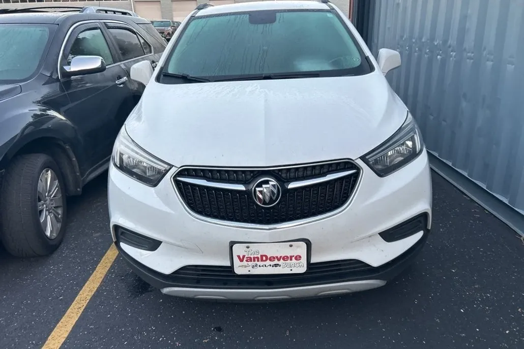 2020 Buick Encore Preferred photo 1