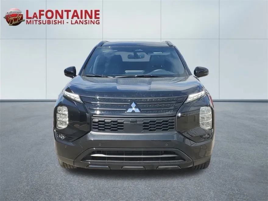 2025 Mitsubishi Outlander PHEV SEL photo 1