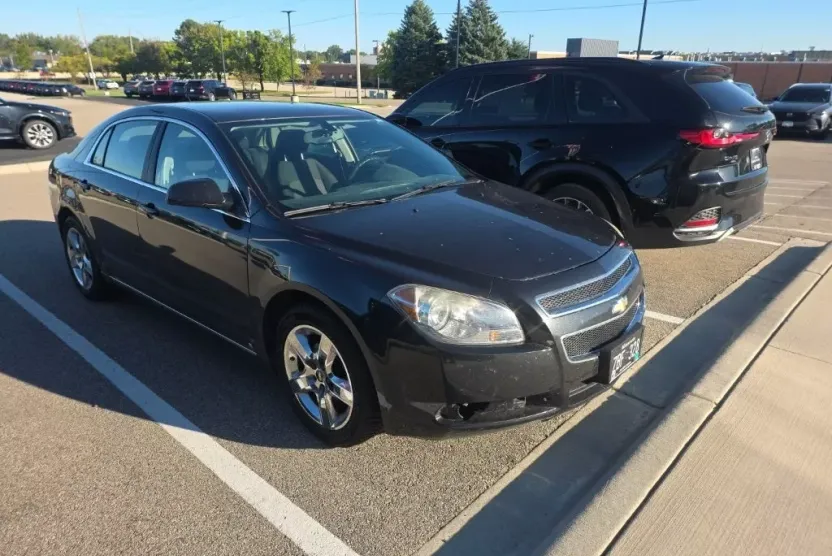 2009 Chevrolet Malibu 1LT photo 1