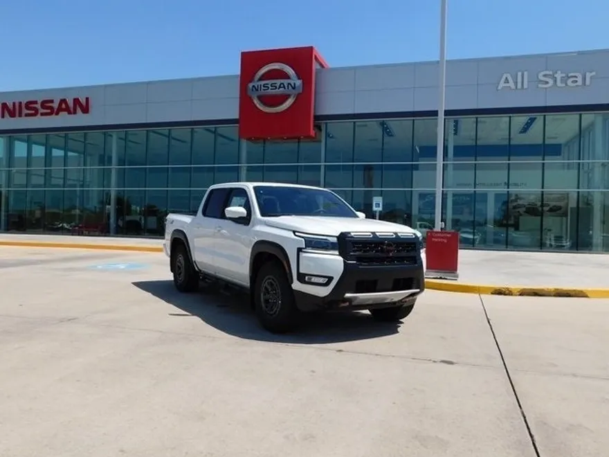 2025 Nissan Frontier PRO-X photo 1