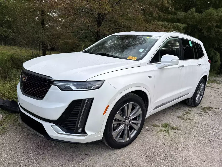 2025 Cadillac XT6 Premium Luxury photo 1