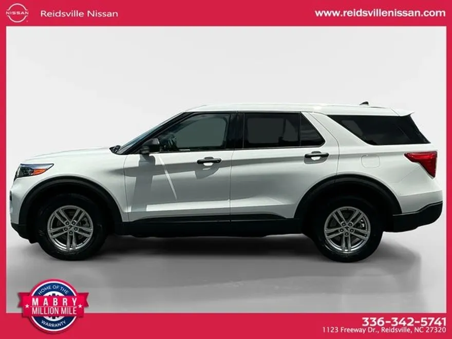 2022 Ford Explorer Base photo 1